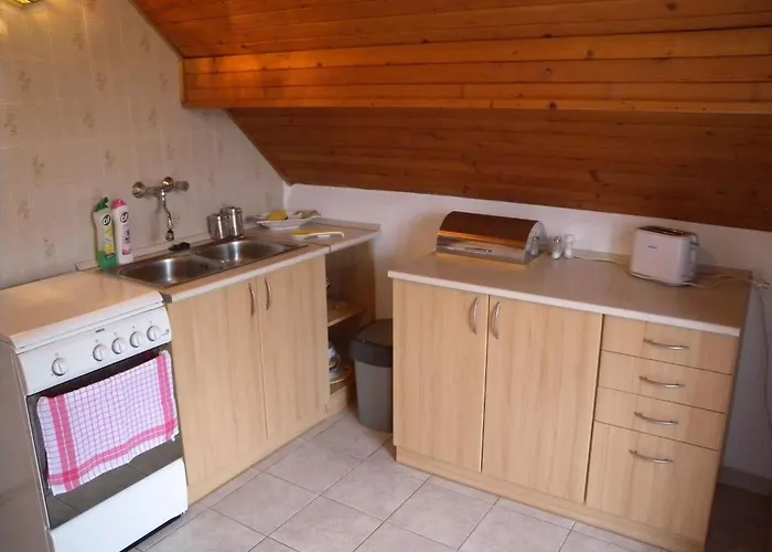 In - Balaton 27717 *