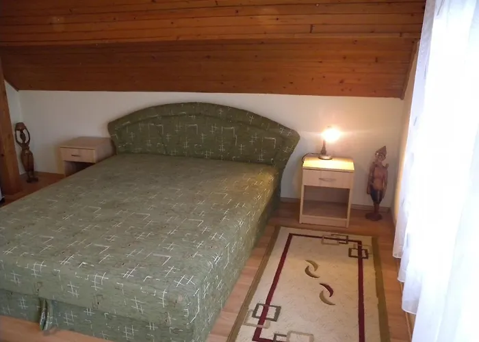 In - Balaton 27717 *